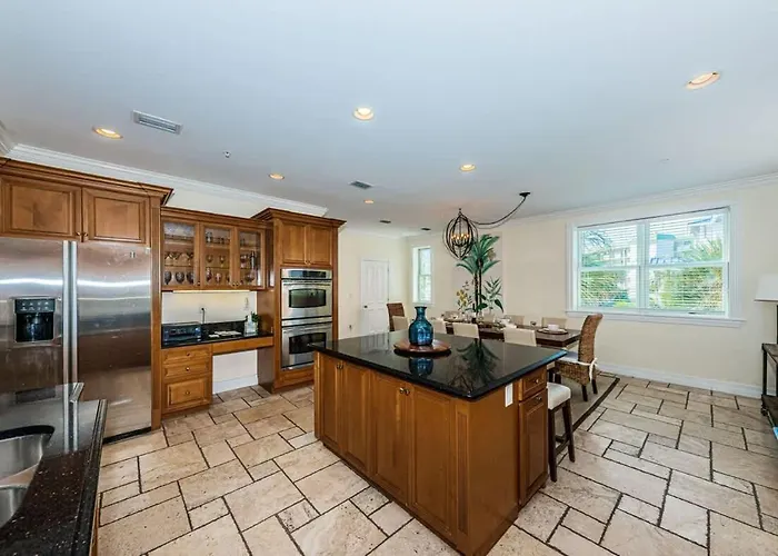 Beachside Luxury * Clearwater Beach