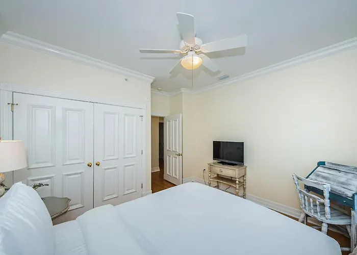 Beachside Luxury * Clearwater Beach