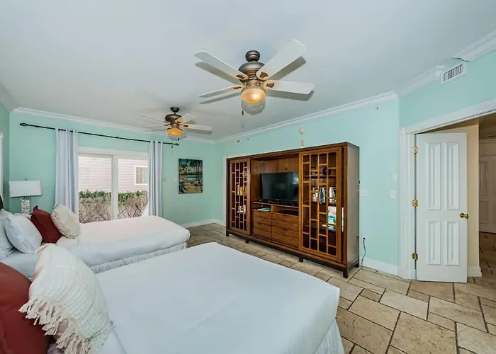 Holiday home Beachside Luxury *