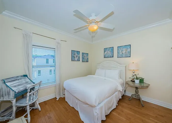 Holiday home Beachside Luxury *